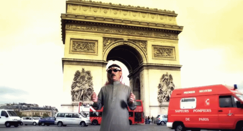 Omar baila sobre Paris